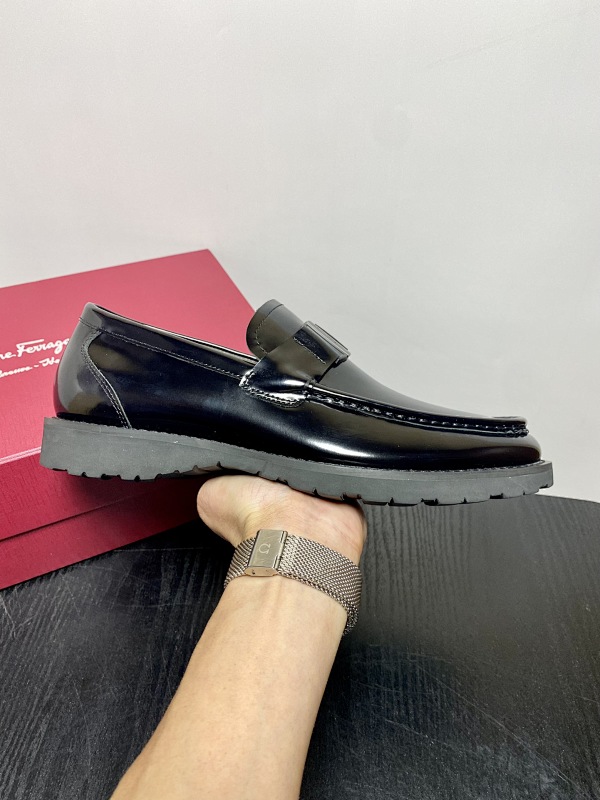 FERRAGAMO SHOES (153)