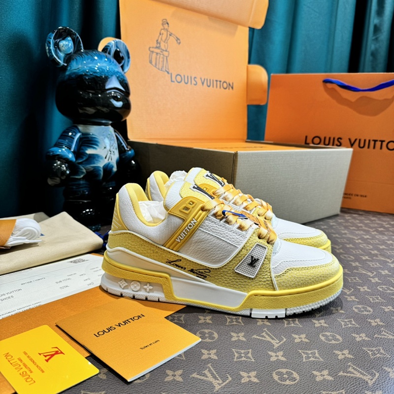 LOUIS VUITTON SNEAKERS (281)