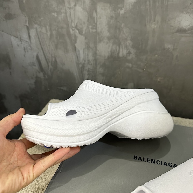 BALENCIAGA SNEAKERS (313)