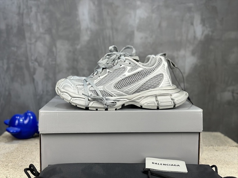 BALENCIAGA SNEAKERS (48)