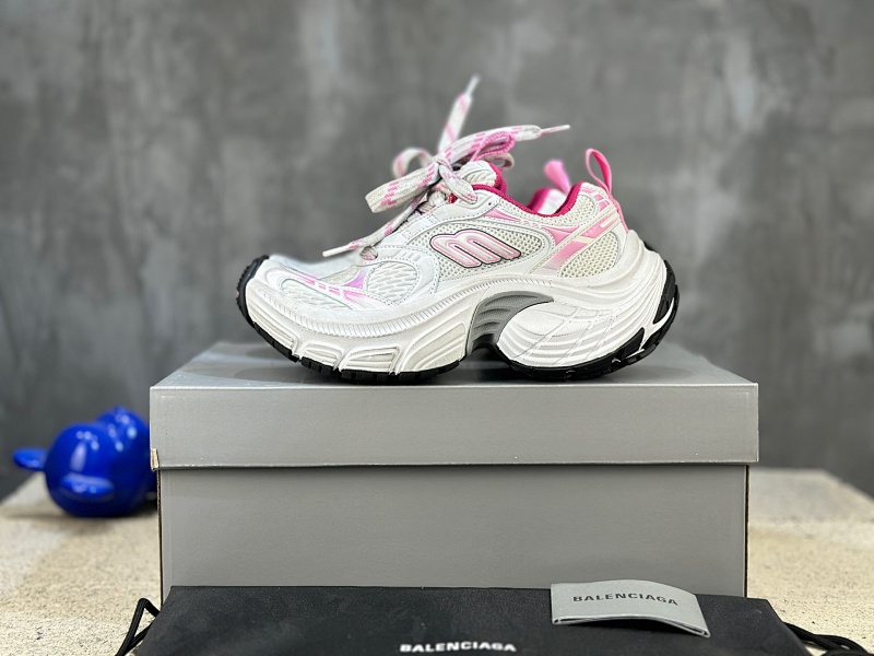 BALENCIAGA SNEAKERS (165)