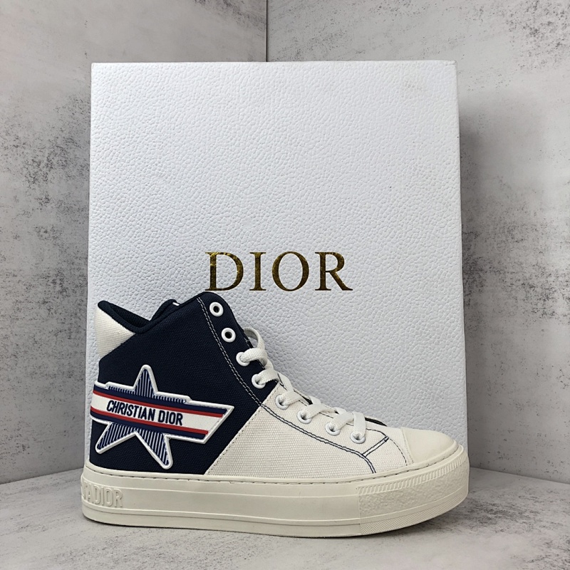 DIOR SNEAKERS (144)
