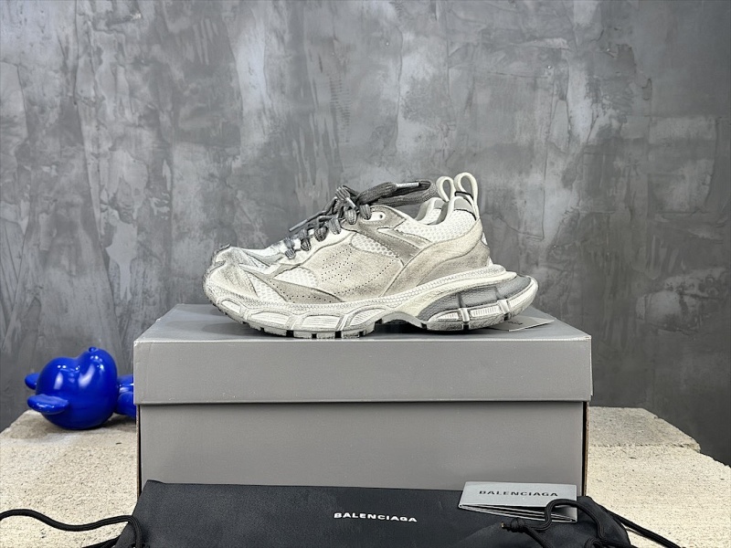 BALENCIAGA SNEAKERS (413)