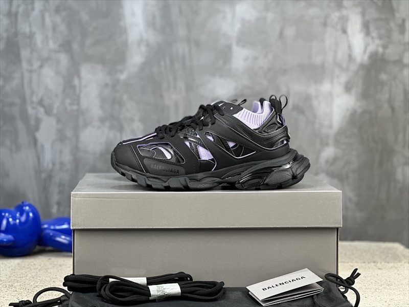 BALENCIAGA SNEAKERS (598)