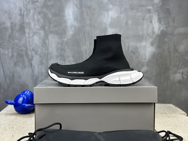 BALENCIAGA SNEAKERS (335)