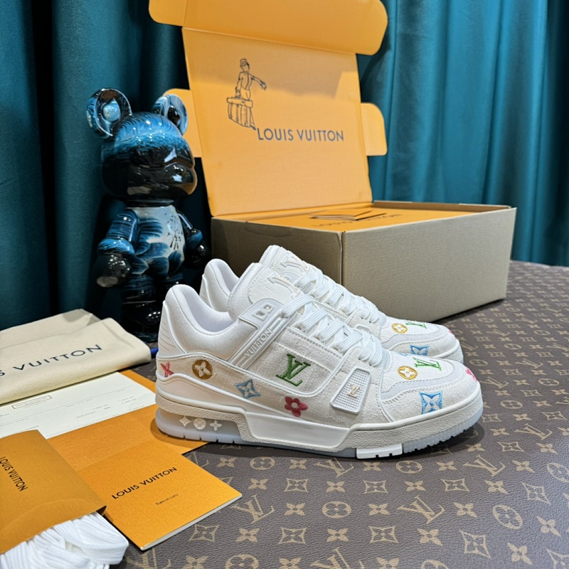 LOUIS VUITTON SNEAKERS (311)