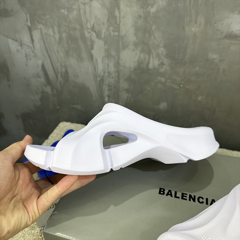 BALENCIAGA SNEAKERS (315)