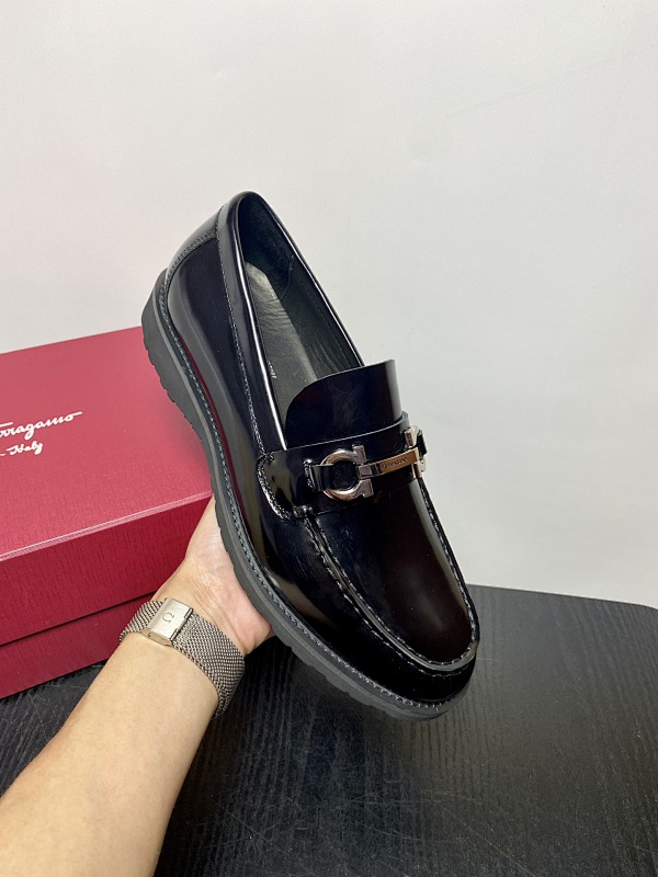 FERRAGAMO SHOES (36)