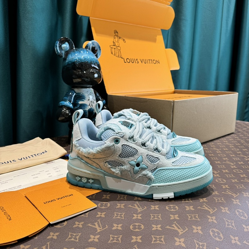 LOUIS VUITTON SNEAKERS (278)