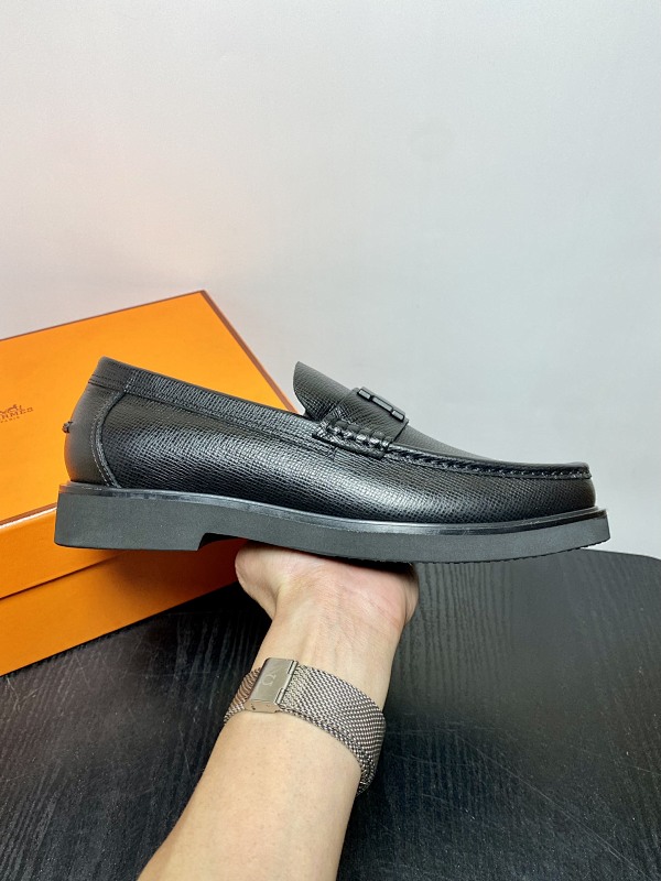 HERMES SHOES (134)
