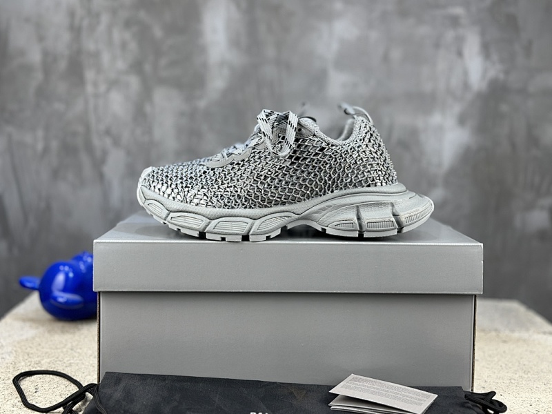 BALENCIAGA SNEAKERS (217)