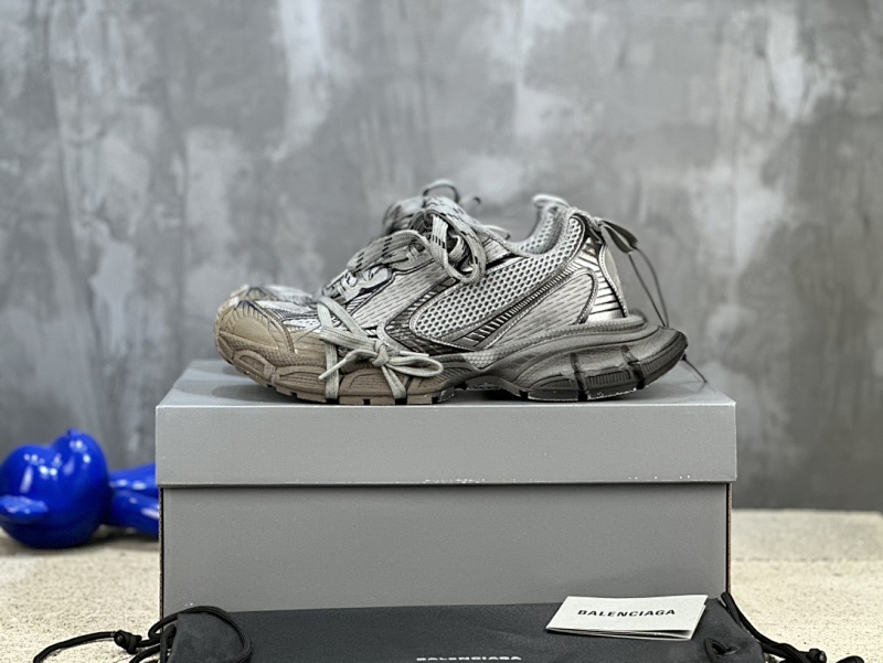 BALENCIAGA SNEAKERS (39)