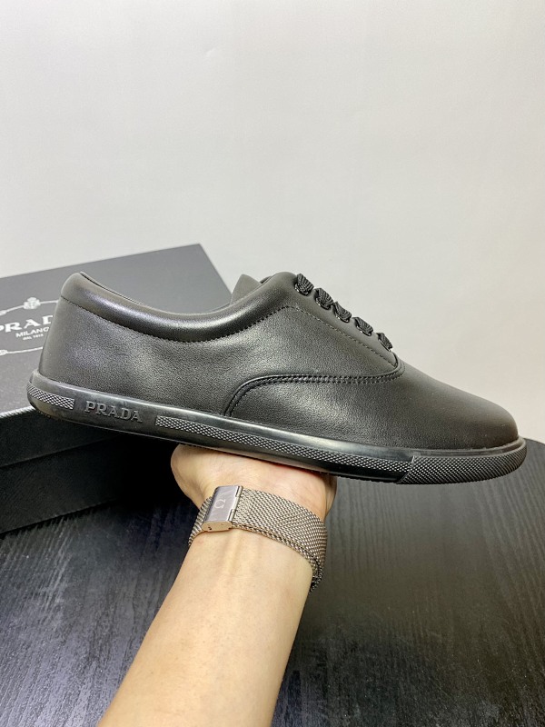 PRADA SHOES (462)