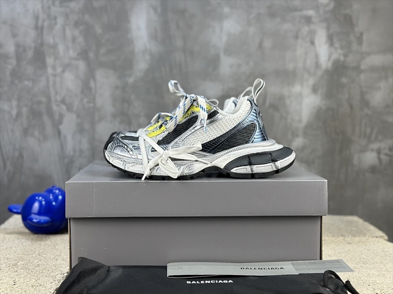BALENCIAGA SNEAKERS (298)