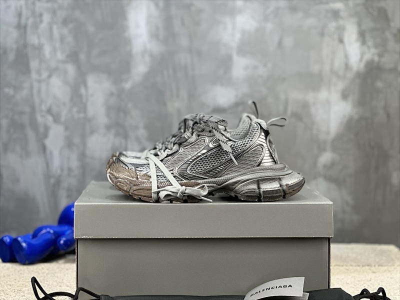 BALENCIAGA SNEAKERS (63)