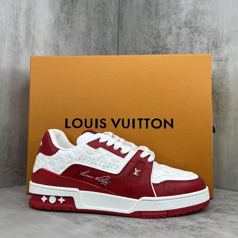 LOUIS VUITTON SNEAKERS (561)