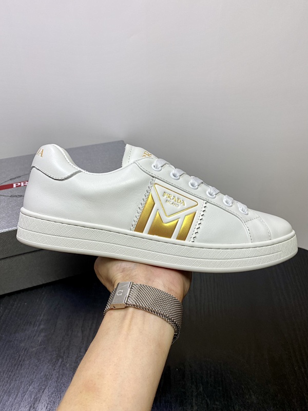 PRADA SHOES (466)