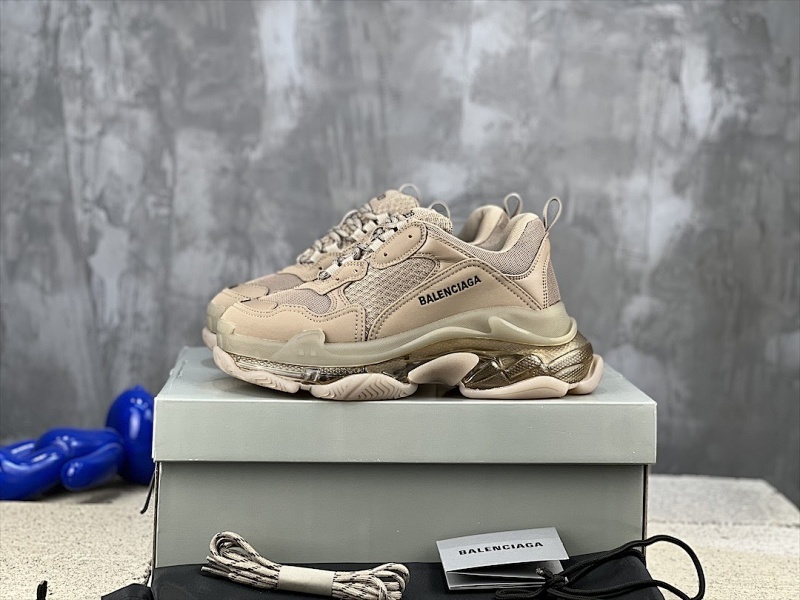 BALENCIAGA SNEAKERS (548)