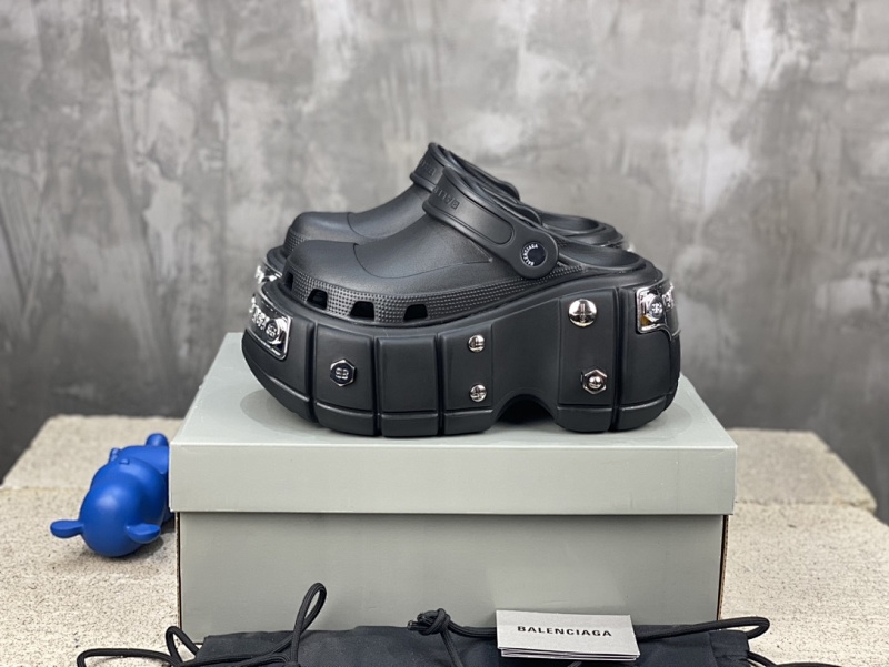 BALENCIAGA SNEAKERS (407)