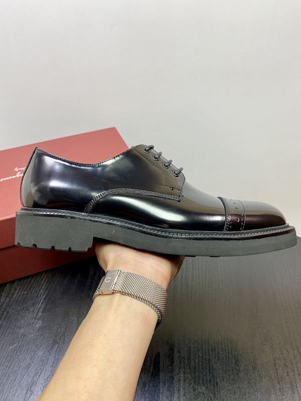 FERRAGAMO SHOES (223)