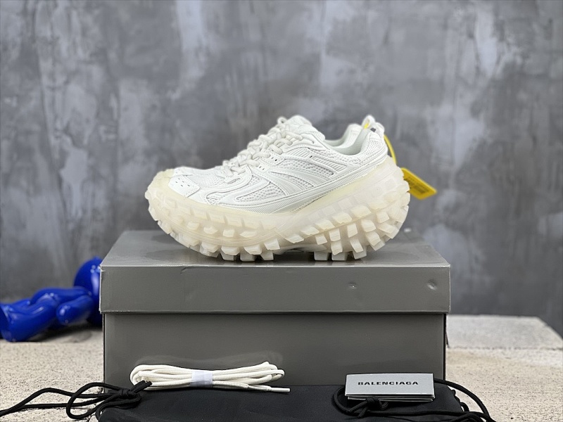 BALENCIAGA SNEAKERS (686)