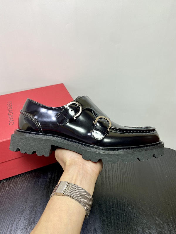 FERRAGAMO SHOES (129)