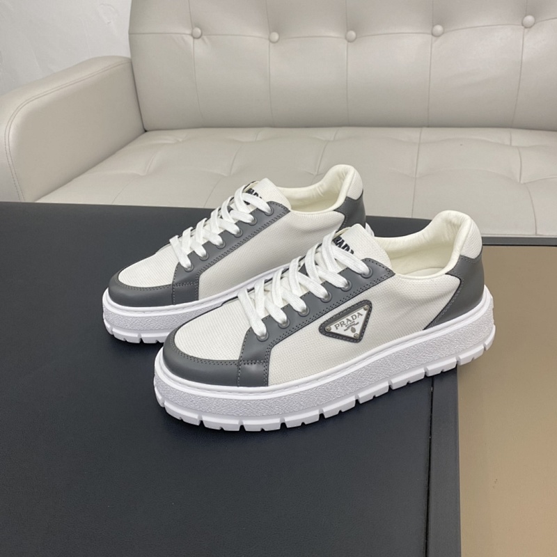 PRADA SHOES (135)