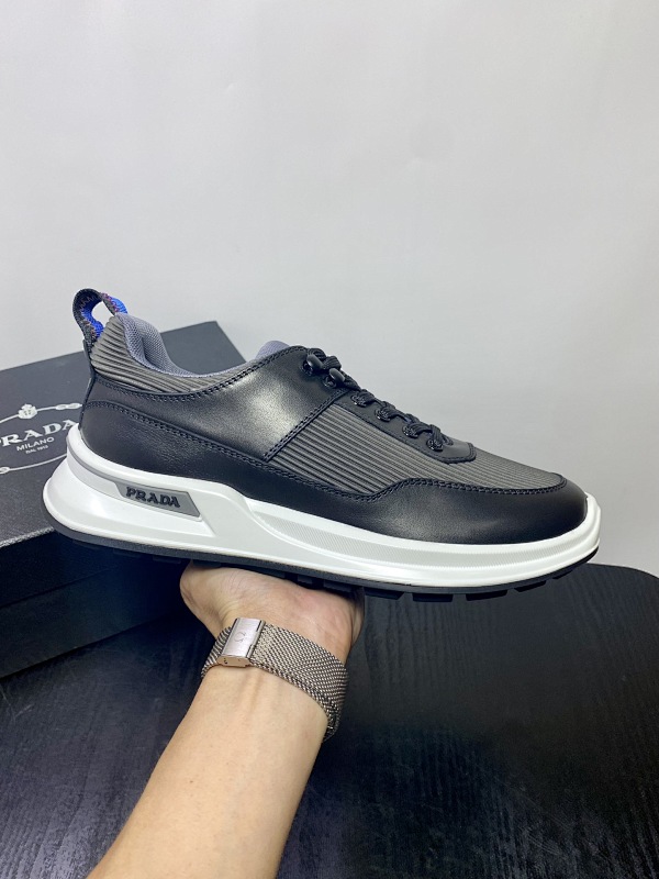 PRADA SHOES (374)
