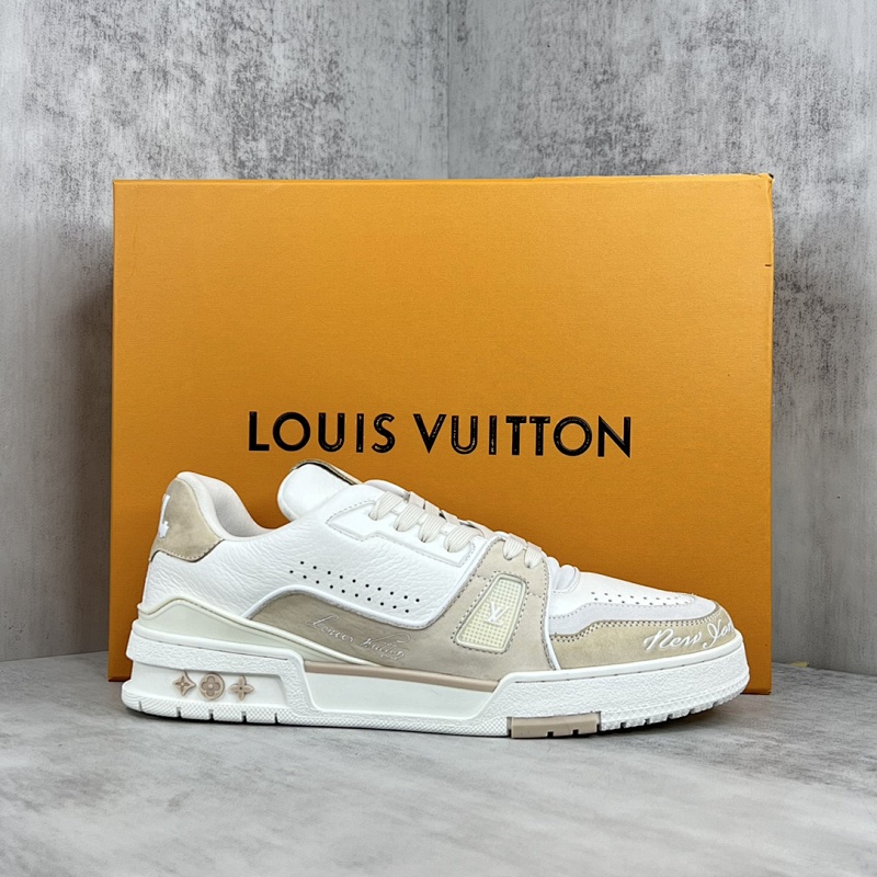 LOUIS VUITTON SHOES (532)