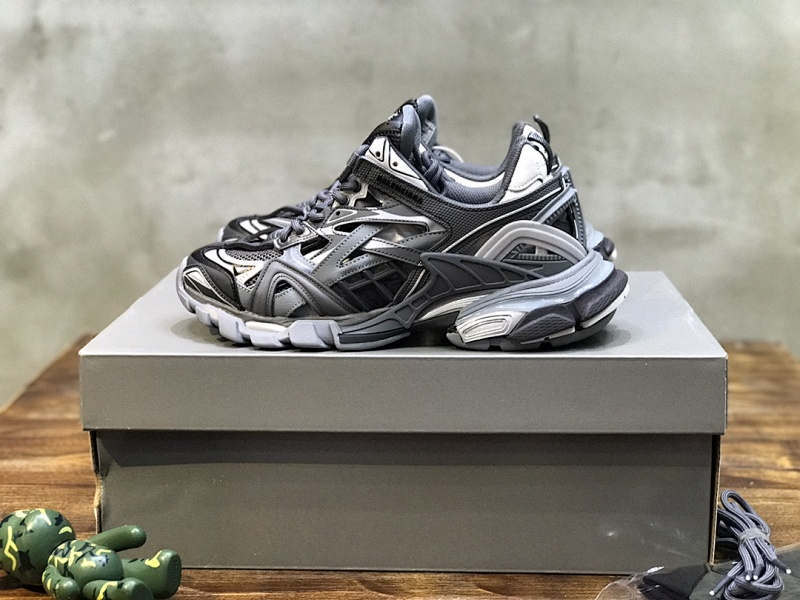 BALENCIAGA SNEAKERS (461)