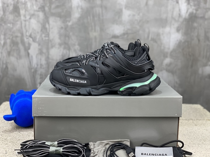 BALENCIAGA SNEAKERS (664)