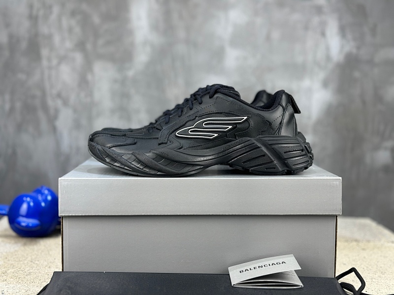 BALENCIAGA SNEAKERS (143)