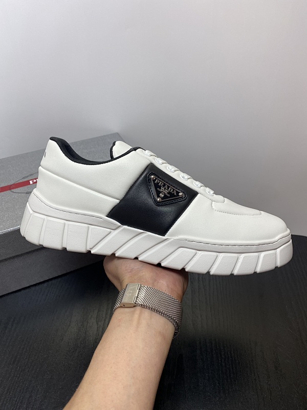 PRADA SHOES (350)
