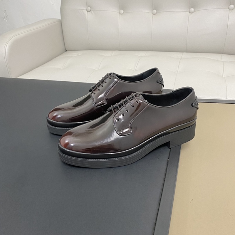 PRADA SHOES (111)