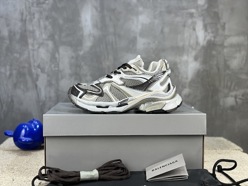 BALENCIAGA SNEAKERS (302)