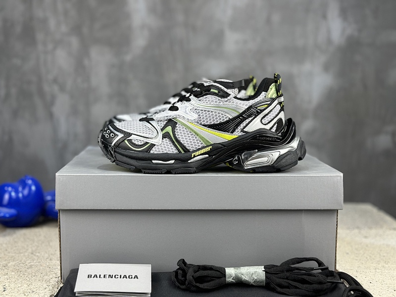 BALENCIAGA SNEAKERS (233)
