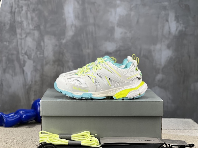 BALENCIAGA SNEAKERS (635)