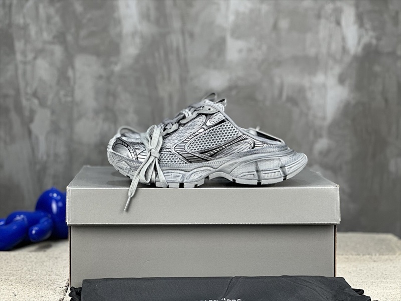 BALENCIAGA SNEAKERS (59)