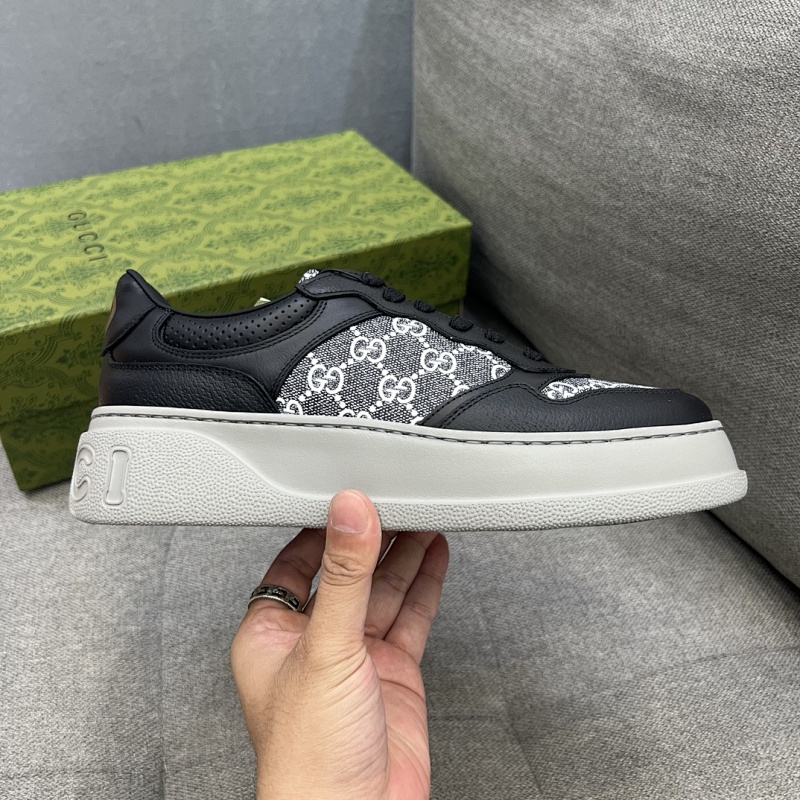 GUCCI SHOES (33)
