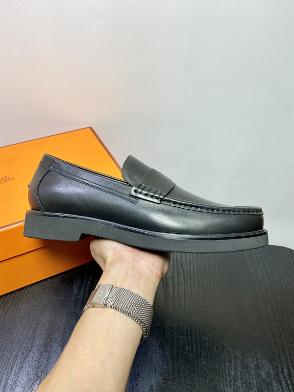 HERMES SHOES (136)