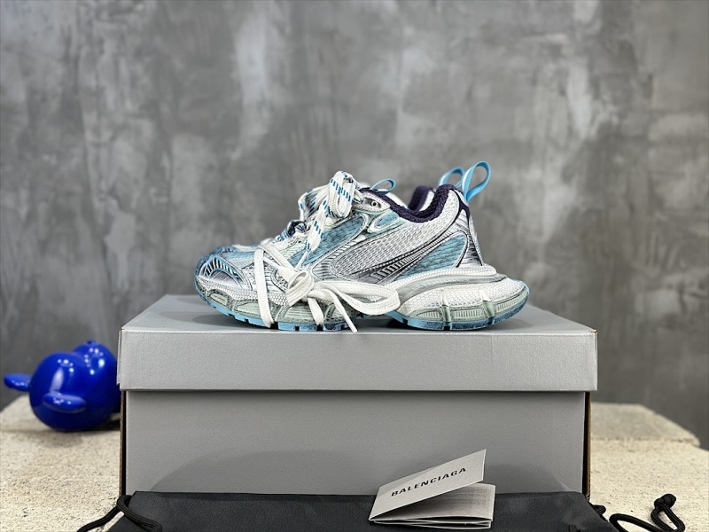 BALENCIAGA SNEAKERS (457)