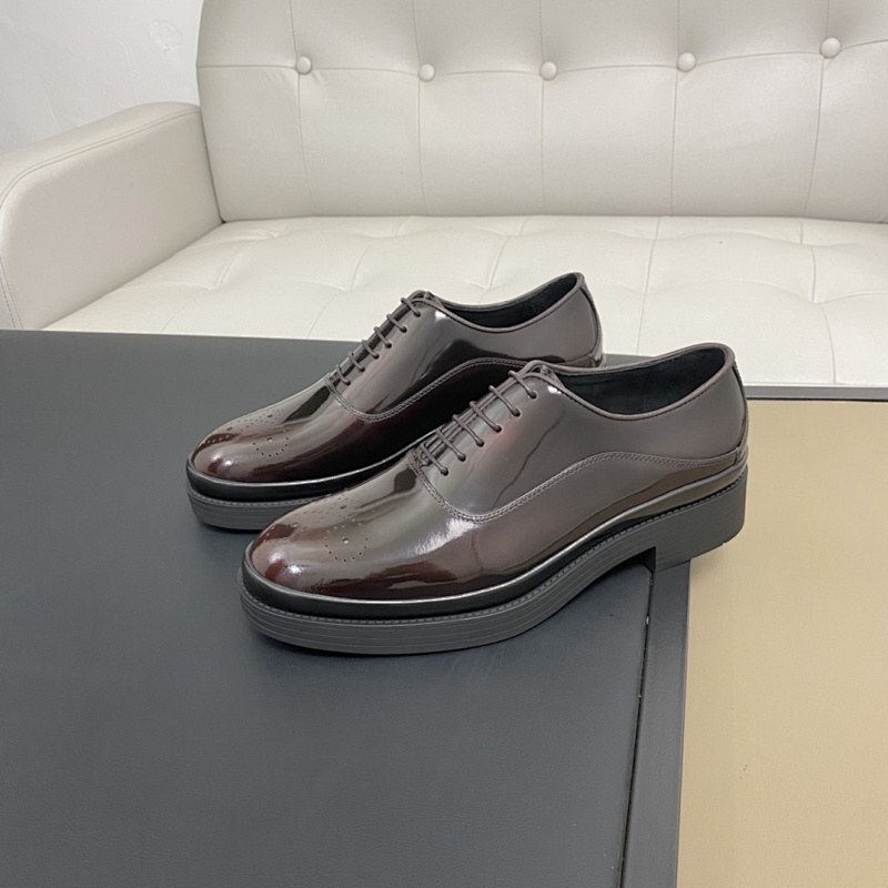 PRADA SHOES (116)