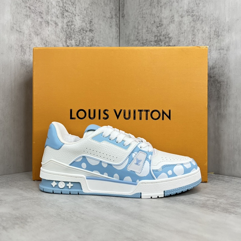 LOUIS VUITTON SNEAKERS (567)