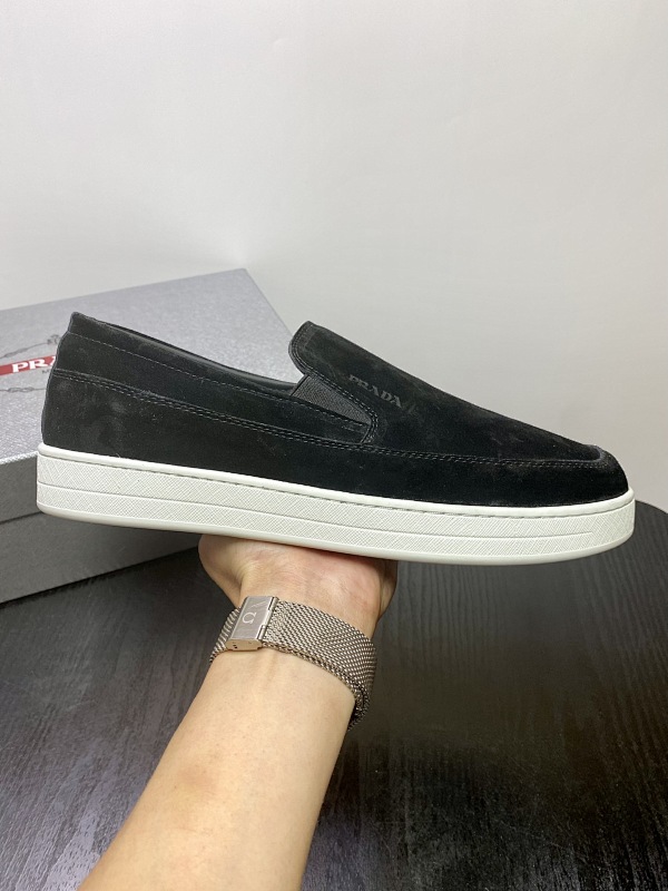 PRADA SHOES (584)