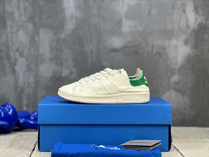 BALENCIAGA SNEAKERS (432)