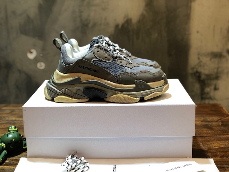 BALENCIAGA SNEAKERS (764)