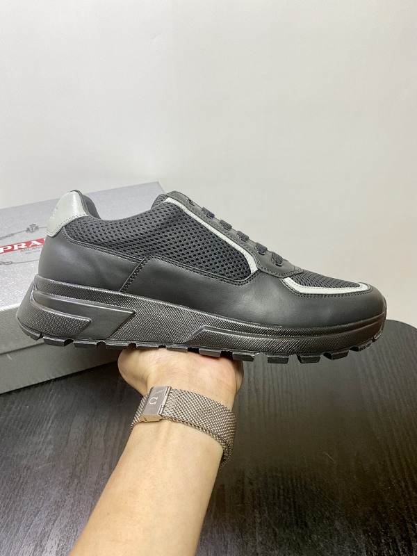 PRADA SHOES (492)