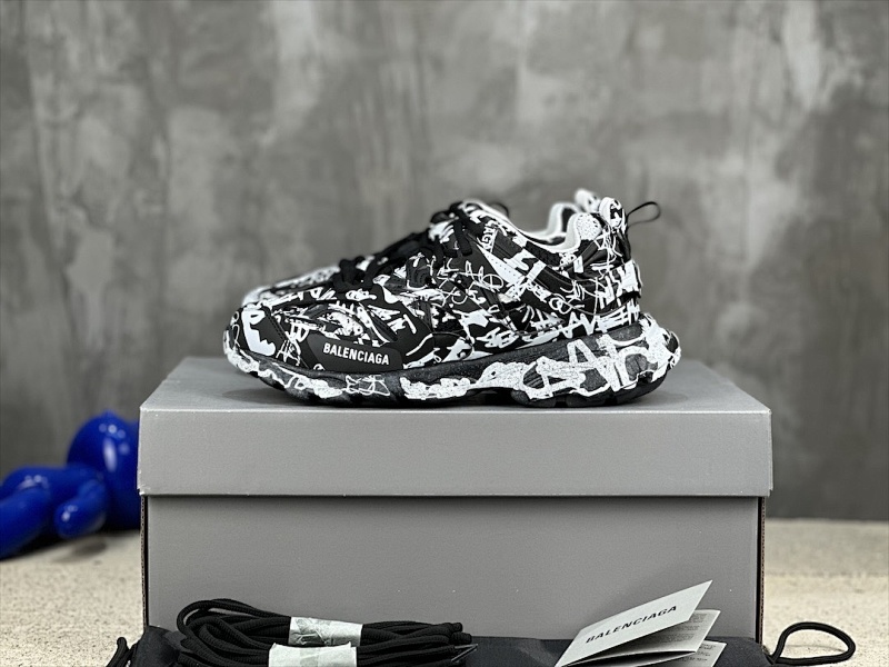 BALENCIAGA SNEAKERS (652)