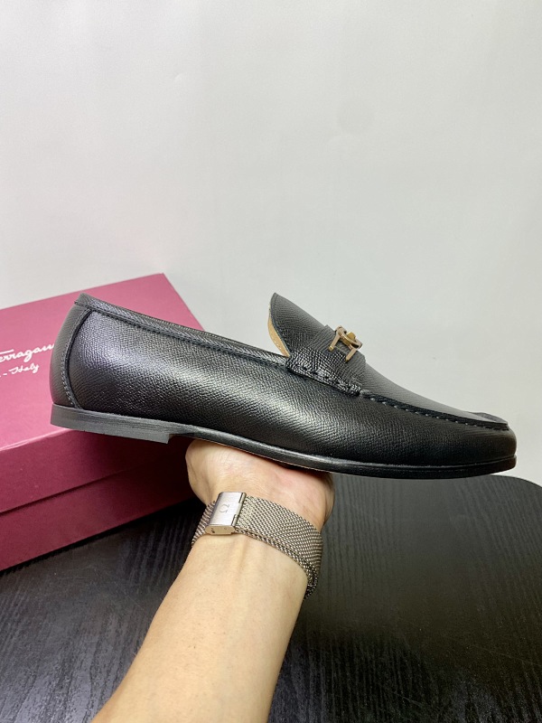 FERRAGAMO SHOES (194)