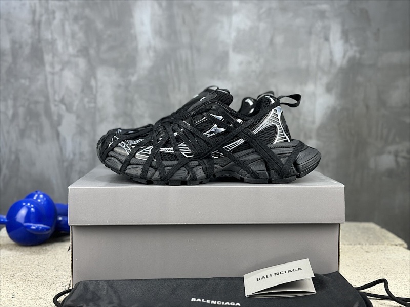 BALENCIAGA SNEAKERS (16)